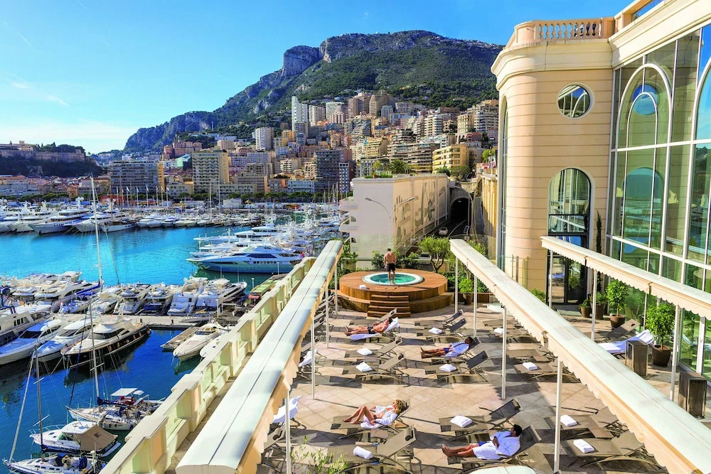 Отель 5* "Hôtel de Paris Monte-Carlo".