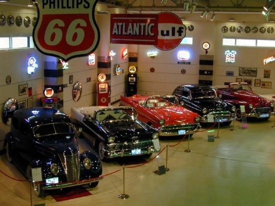  Музей автомобилей (Ural Ataman Classic Car Museum)