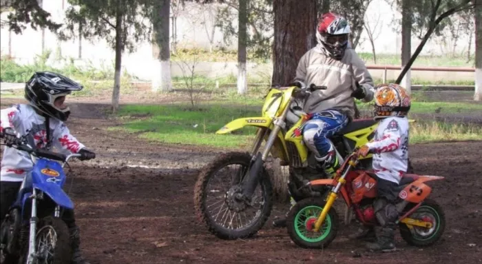 Мотошкола "Motorcycle School" (Motorcycle სკოლა "Motorcycle სკოლა")