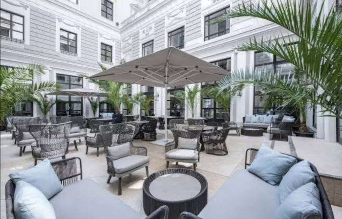 Отель "Tbilisi Marriott" (სასტუმრო "თბილისი მარიოტი")