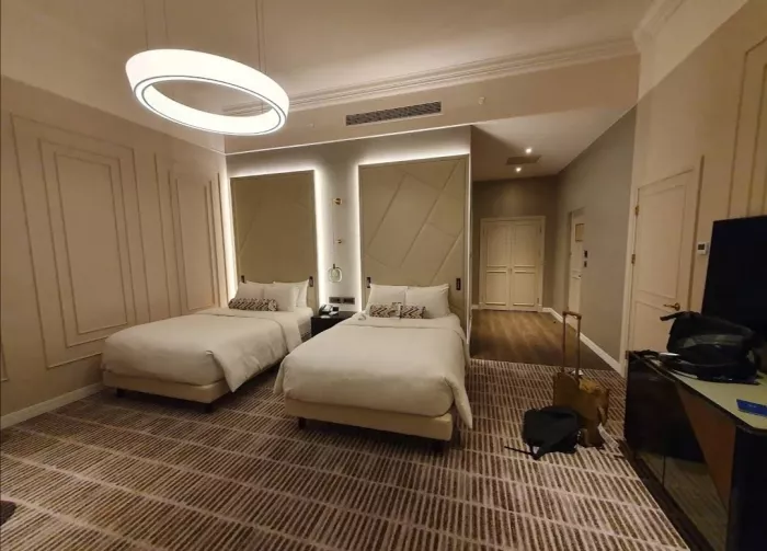 Отель "Tbilisi Marriott" (სასტუმრო "თბილისი მარიოტი")