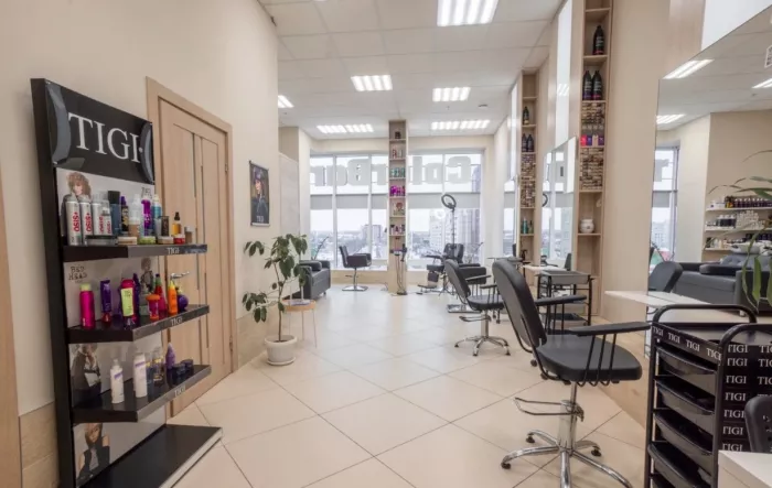 Салон красоты "Color Bar"