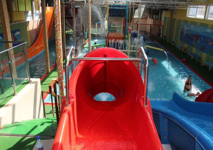 Аквапарк "Юна Aqua Life".