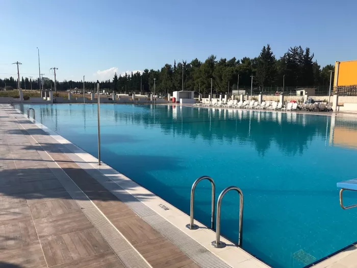Общественный плавательный бассейн "Aris Olimpik Yüzme Havuzu ve Sosyal Tesisleri"
