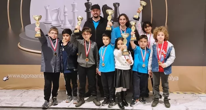 Шахматный клуб "Büyük Ustalar Satranç Kulübü Antalya Satranç Merkezi"