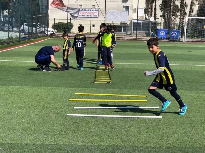 Спортивная школа "Fenerbahçe Futbol Okulu Muratpaşa"