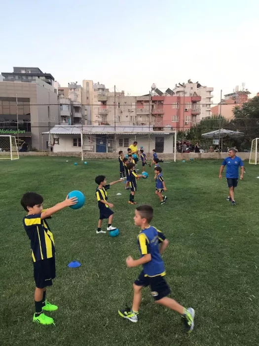 Спортивная школа "Fenerbahçe Futbol Okulu Muratpaşa"