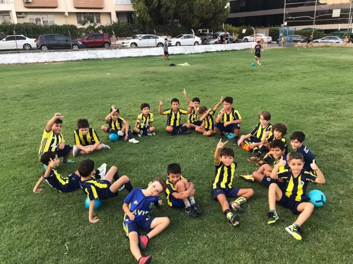 Спортивная школа "Fenerbahçe Futbol Okulu Muratpaşa"