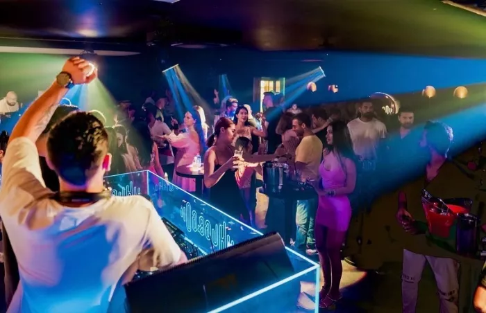 Ночной клуб "Hug&Go Club"