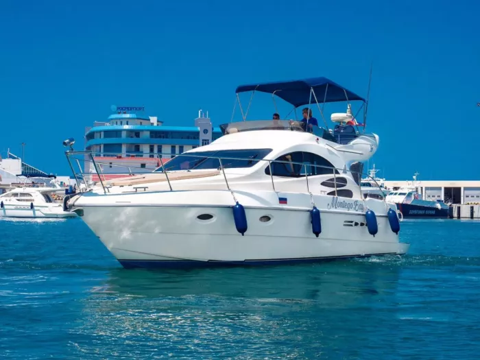 Аренда Яхты "Azimut 39".