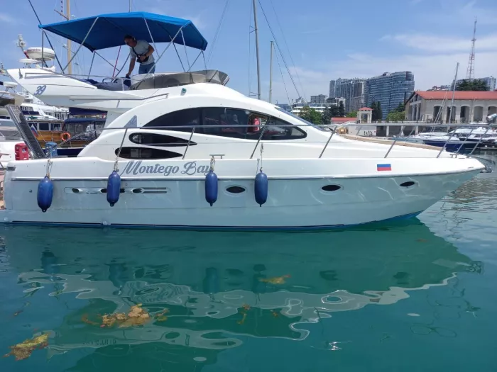 Аренда Яхты "Azimut 39".