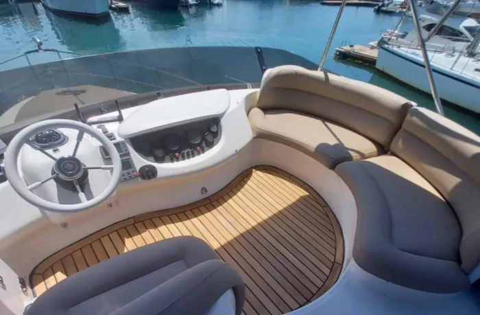 Аренда Яхты "Azimut 39".