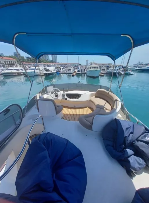 Аренда Яхты "Azimut 39".