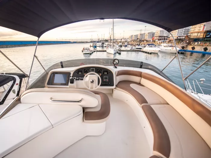 Аренда Яхты "Azimut 52".