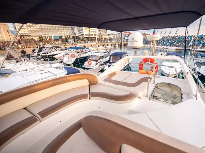 Аренда Яхты "Azimut 52".