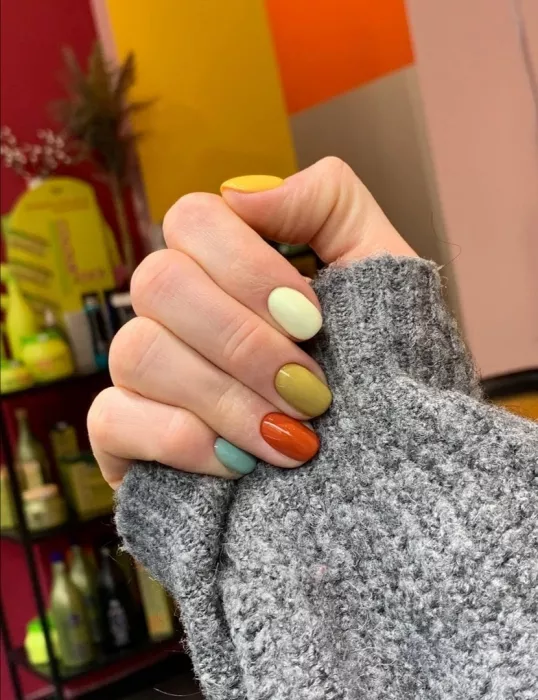Салон красоты "Nail Studio Woman's Secret" (სილამაზის სალონი "ფრჩხილის სტუდია ქალის საიდუმლო")