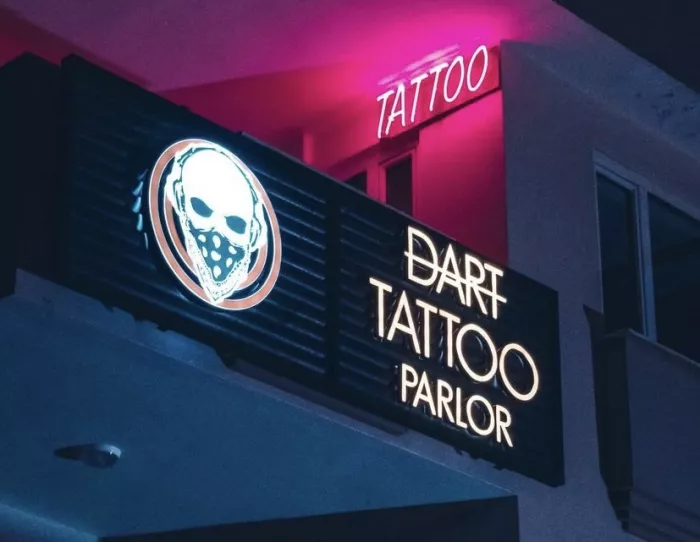 Тату и пирсинг "DART TATTOO PARLOR"