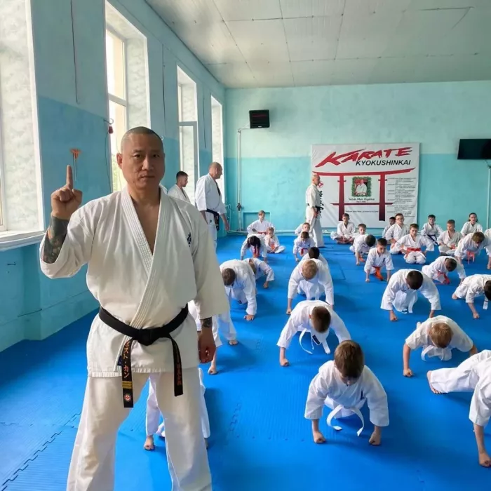 Секция каратэ "Академия киокусинкай Приморского края"