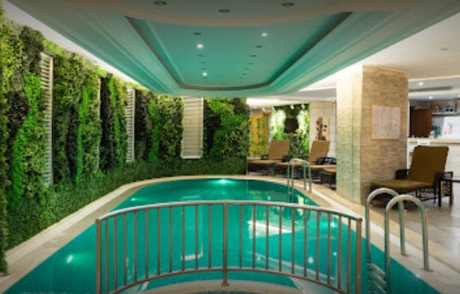  Спа-салон "Felicity Spa Center"