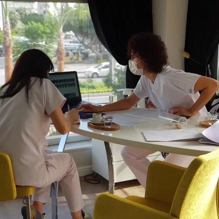 Дерматолог "DK Klinik (Dermatology and Hair Transplant Antalya)"