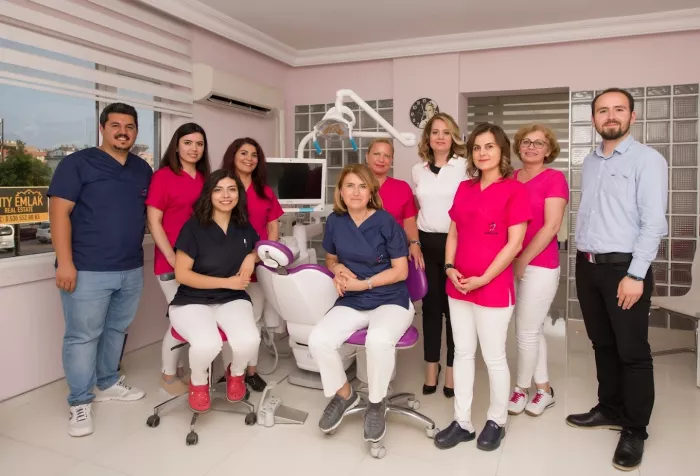 Стоматологическая клиника "Özel Hurma Ağız ve Diş Sağlığı Polikliniği"