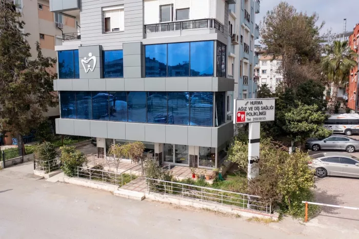 Стоматологическая клиника "Özel Hurma Ağız ve Diş Sağlığı Polikliniği"
