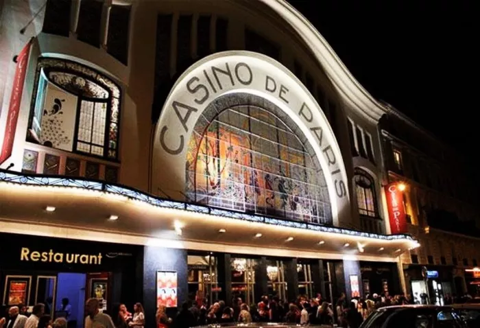 Казино "Café de Paris".
