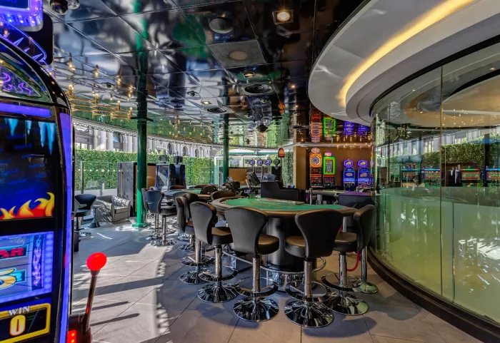Казино "Café de Paris".