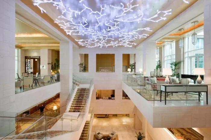 Отель "The Ritz-Carlton Executive Residences" 5*