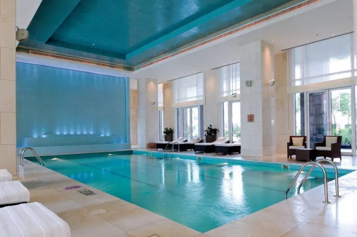 Отель "The Ritz-Carlton Executive Residences" 5*