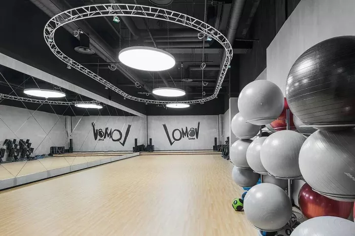 Фитнес клуб "Lomov Gym".