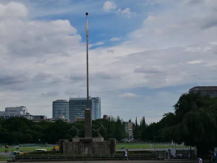 Парк - "Meiji jingu Gaien"