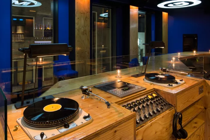 Ginza Music Bar
