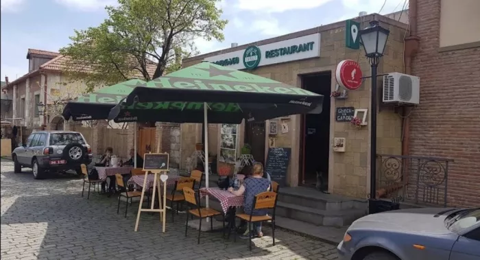 Ресторан "Check-In Garden" (რესტორანი "Check-In Garden")
