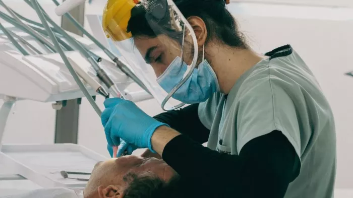 Стоматологическая клиника "MakiDent Dental Clinic - Maki Dent Ağız ve Diş Sağlığı Polikliniği"