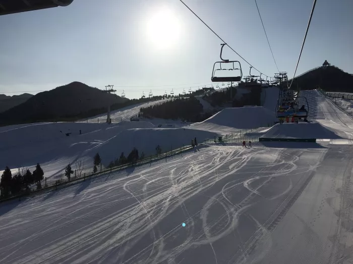 Курорт  «Beijing Nanshan Ski Village»