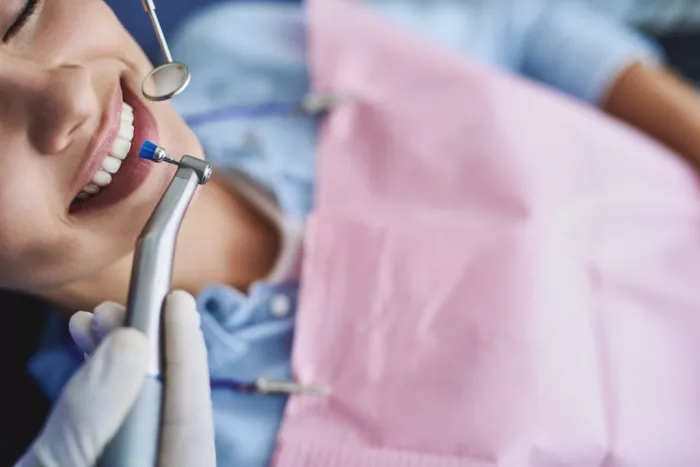 Стоматолог "Dentist Emin KAYA"