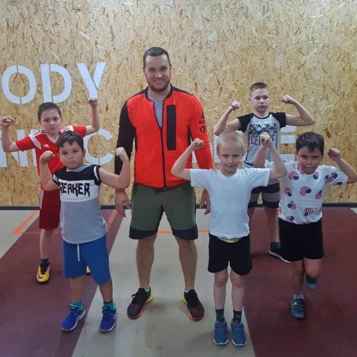 Тренажерный зал "Nrg Fit"