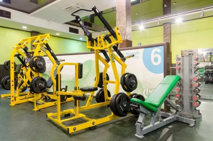 Фитнес клуб "WeGym".