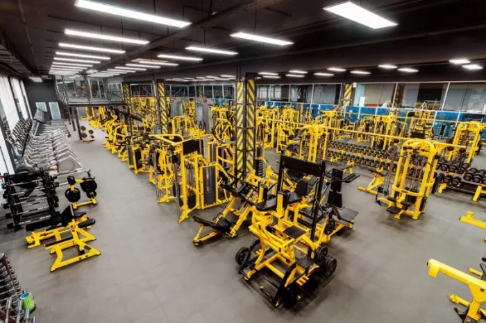 Тренажерный зал "Pacific Strong Gym"
