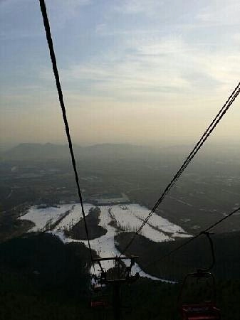 Горнолыжный курорт «Jundushan Ski»