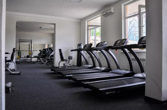 Тренажерный зал "Re-Gym"