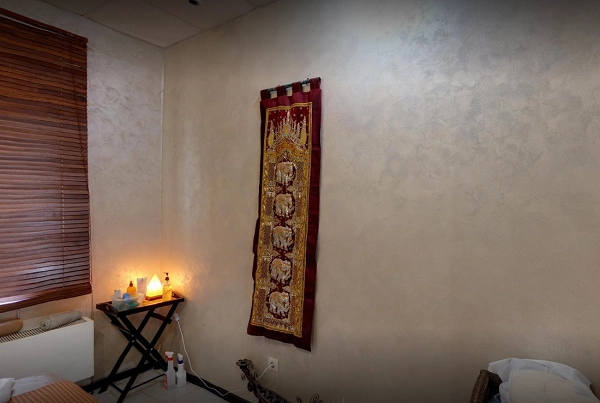 Салон тайского и египетского массажа "Sabai Spa".
