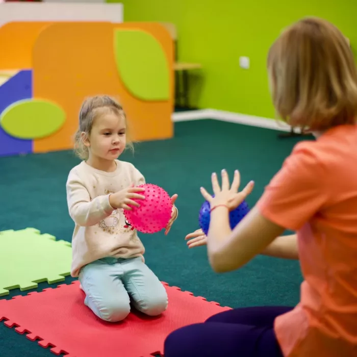 Лицензированный Детский Центр Развития "KINDEROO"