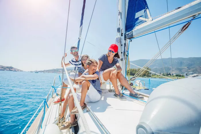 Аренда яхт в "Kemer Tour"