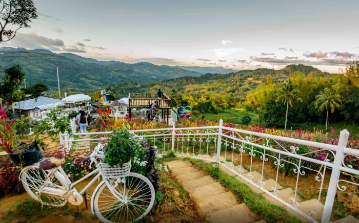 Сад «Sirao Flower Garden»