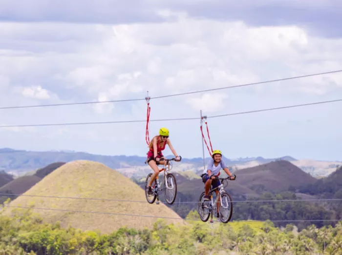 Парк Развлечений «Chocolate Hills Adventure park»