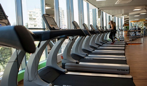 Оздоровительный центр "Gold’s Fitness".