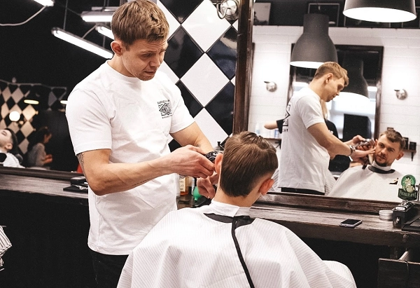 Barbershop "MEN'S CLUB".