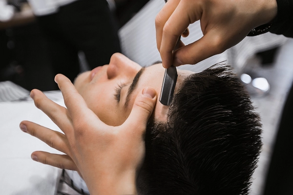 BREELY BARBERSHOP.